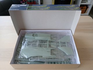 USAF F-111A Aardvark VIETNAM MAQUETA ACADEMY 1/48