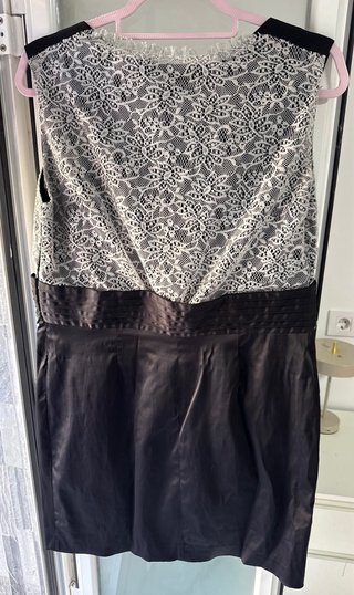 Vestido Negro y Blanco Encaje