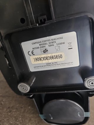 Cafetera de capsulas Negra sv825