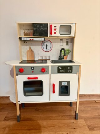 Cocinita de madera infantil