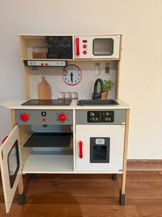Cocinita de madera infantil