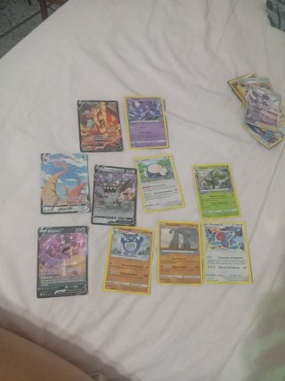 10 Cartas Pokémon Variadas