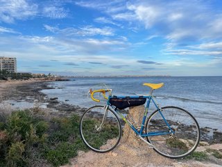 Bicicleta Carretera Gitane Azul (casco incl.)