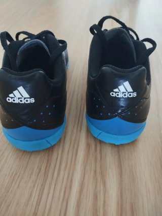 Zapatillas Adidas Fútbol Negras y Azules