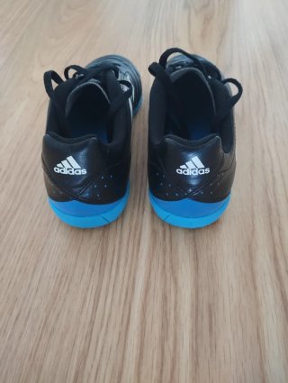 Zapatillas Adidas Fútbol Negras y Azules