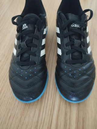 Zapatillas Adidas Fútbol Negras y Azules