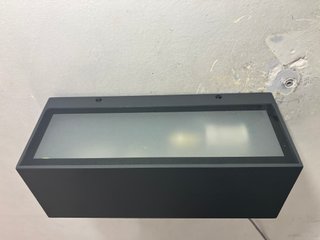 Lampada parete alluminio antracite IP54