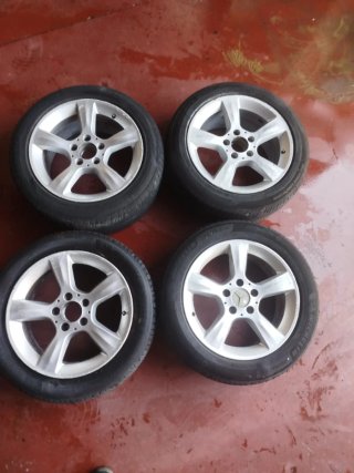 Llantas Mercedes