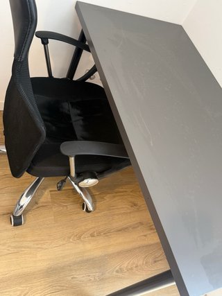 Mesa y Silla de Escritorio