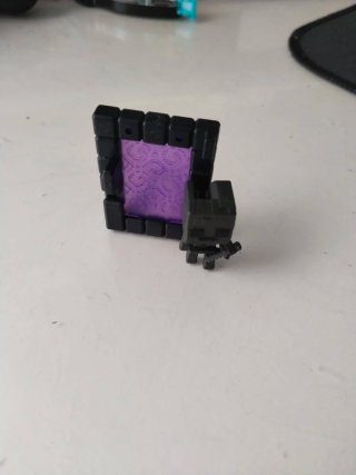 Figura Minecraft Portal y Wither Skeleton