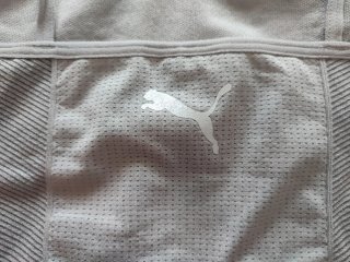 Top sportivo Puma grigio