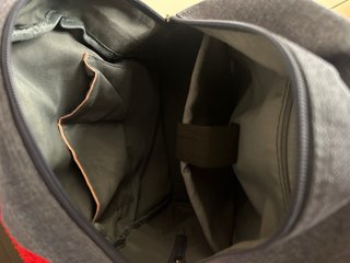 Mochila escolar azul con diseño