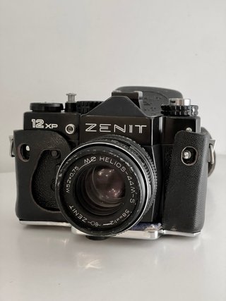 Zenit 12XP + Helios 44M-5 Cámara Analógica