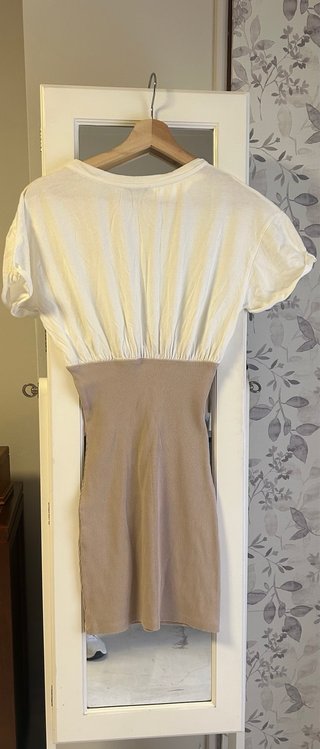Vestido Zara blanco y beige