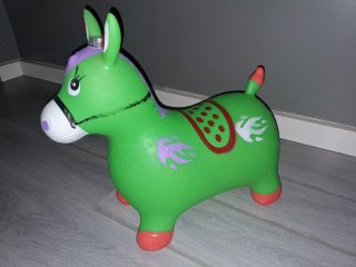 Burro saltarín inflable verde