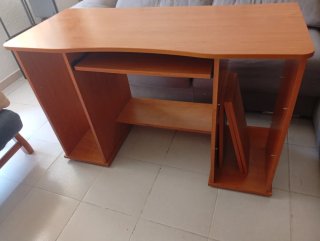 Escritorio juvenil madera
