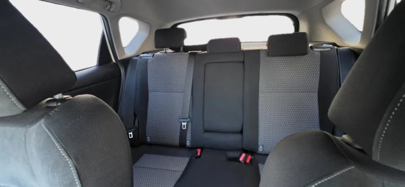 Toyota Auris 2018, foto 17