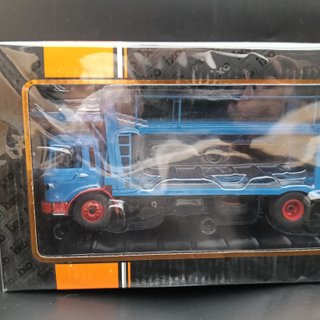 Camión Porta Coches Ixo 1/43