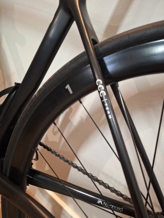 Bicicleta de carretera Giant en carbono talla M