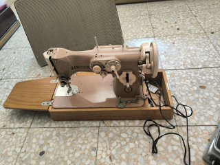 Máquina de coser Singer antigua