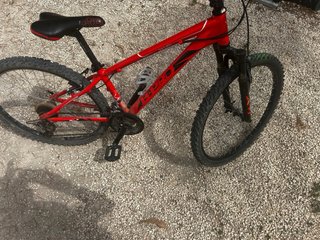 Bicicleta mtb,precio no negociable,solo a elche