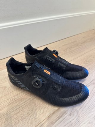Zapatillas Ciclismo DMT KR3 Talla 41 BOA Carbono