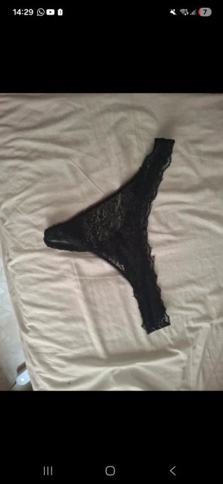Tanga negro "sin usar" talla única