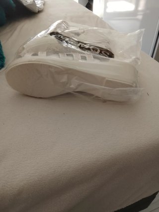 Sandalias beige sin estrenar