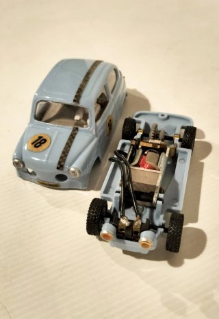 Réplica Scalextric TC600 C-31 artesanal