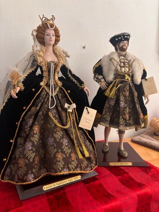 2 Figuras de artesania”Reyes Históricos”de M.Marin