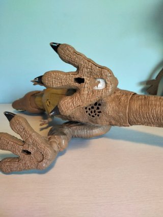 Juguete Dinosaurio T-Rex Marrón. Jurassic World