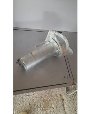 COM32 Tubo de Llenado Combustible