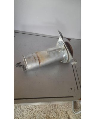 COM32 Tubo de Llenado Combustible
