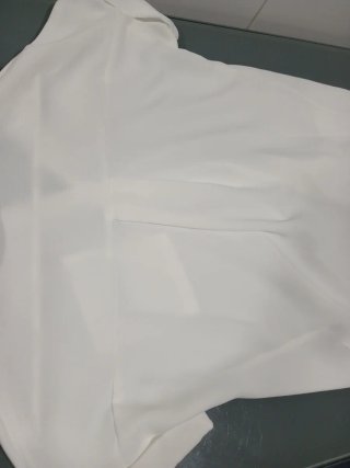 Blusa, camisa blanco roto. talla S