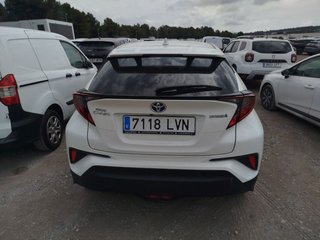 Toyota C-HR 1.8 125H Advance 90 kW (122 CV)