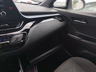 Toyota C-HR 1.8 125H Advance 90 kW (122 CV)