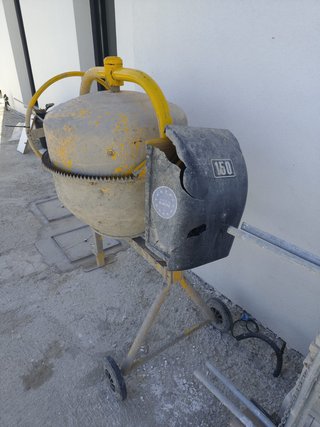 Hormigonera Eléctrica 150L