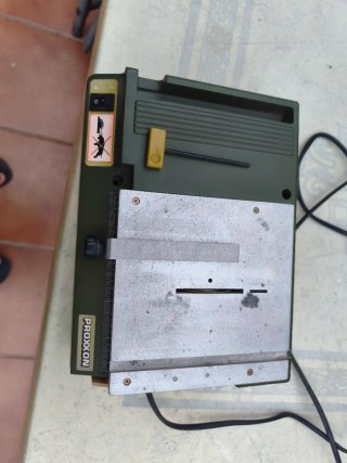 Mini sierra de modelismo Proxxon KS 230