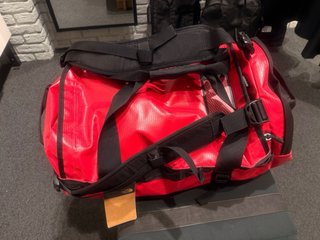 The North Face Base Camp Duffel L Roja