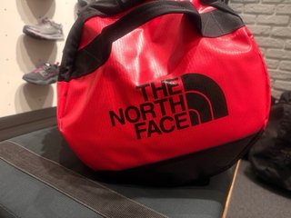 The North Face Base Camp Duffel L colores
