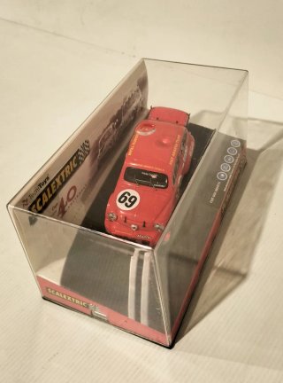 600 Abarth con luz "Scalextric 1/32"