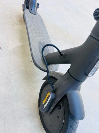 Patinete Xiaomi Essential Negro