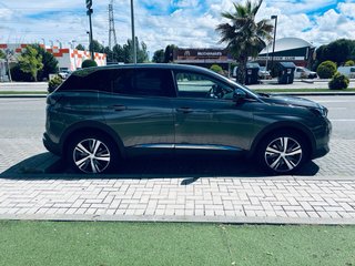Peugeot 3008 2022