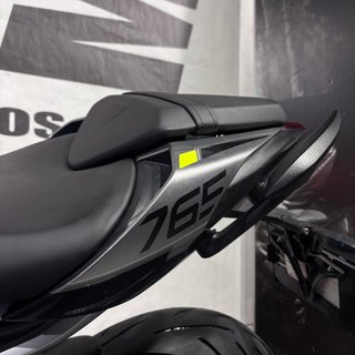 TRIUMPH Street Triple 765 R