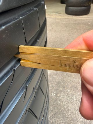 Neumáticos Hankook 205/65/17 100Y