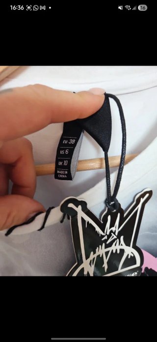 Camiseta Ellesse x MJD Rayos
