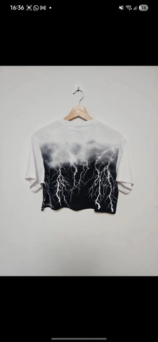 Camiseta Ellesse x MJD Rayos
