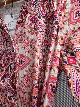 Vestido largo estampado paisley rosa