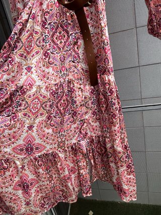 Vestido largo estampado paisley rosa