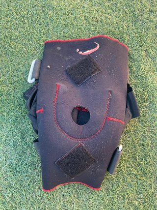 RODILLERA NEOPRENO CON UN SOLO USO